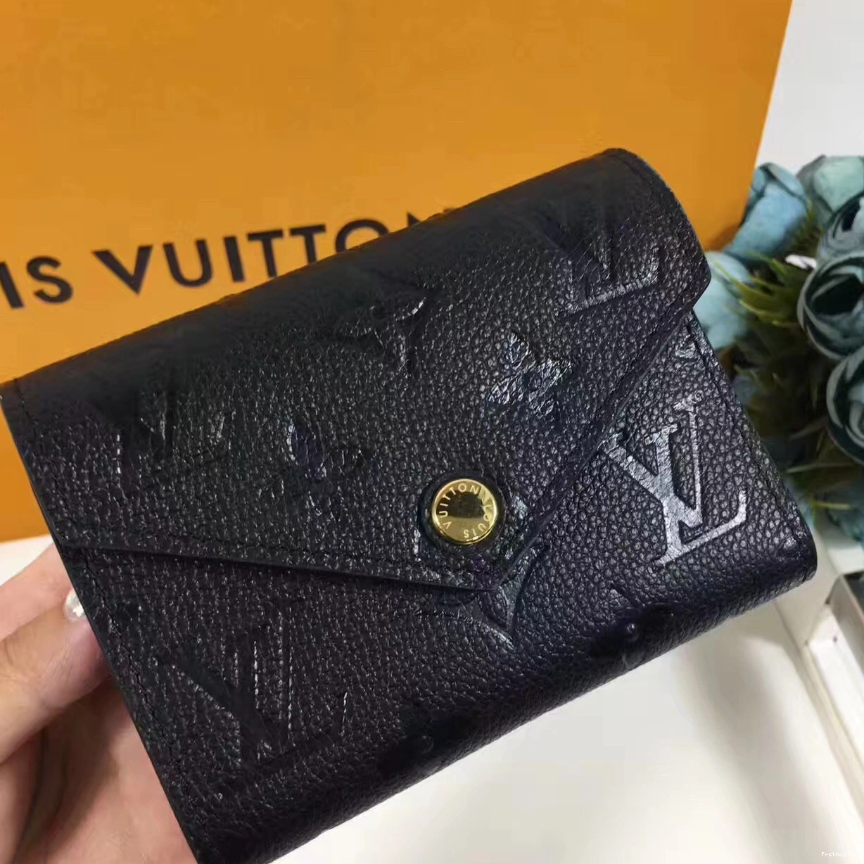 First bag ru Louis wallet Vuitton Victorine 0712